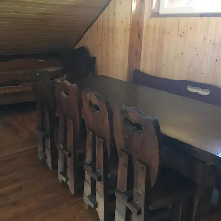 барви карпат Konukevi *